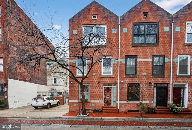 205 S JESSUP ST, Philadelphia, PA 19107