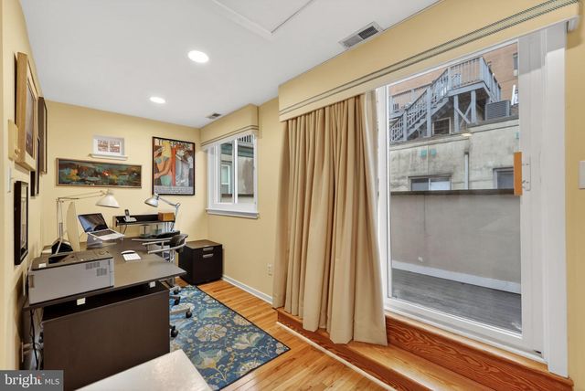 205 S JESSUP ST, Philadelphia, PA 19107