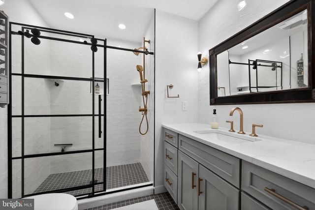 205 S JESSUP ST, Philadelphia, PA 19107