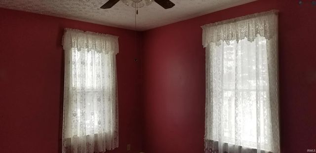 320 N Vine Street, Muncie, IN 47305