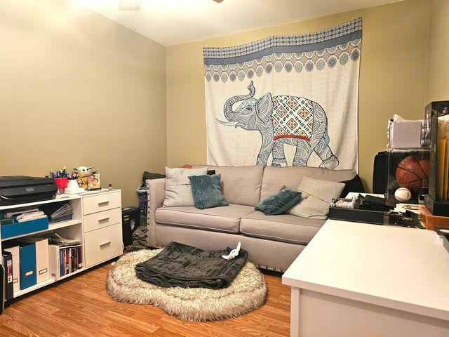 3951 W Ainslie Street 10, Chicago, IL 60625