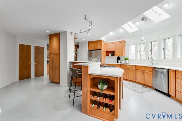 9306 S Mooreland Rd, Henrico, VA 23229