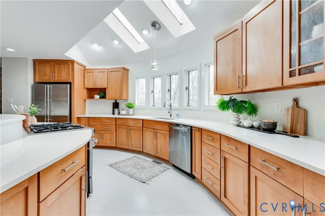 9306 S Mooreland Rd, Henrico, VA 23229