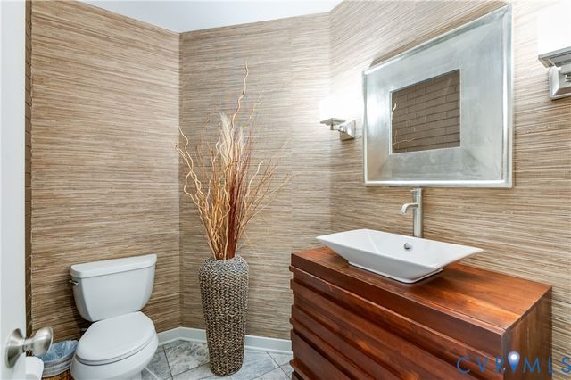 9306 S Mooreland Rd, Henrico, VA 23229