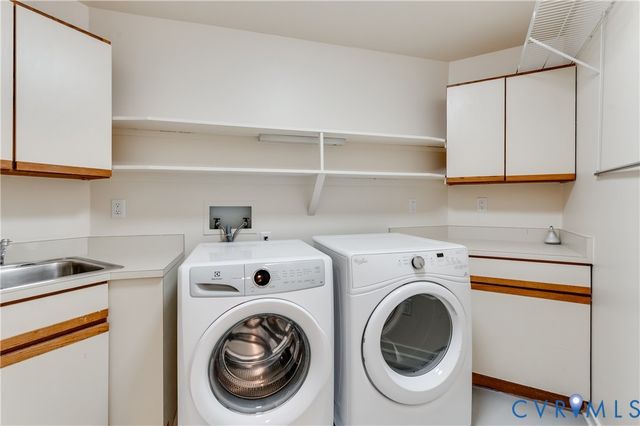 9306 S Mooreland Rd, Henrico, VA 23229