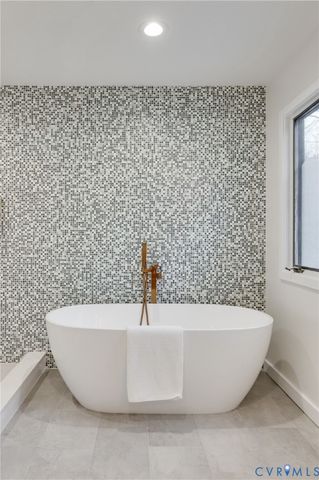 9306 S Mooreland Rd, Henrico, VA 23229