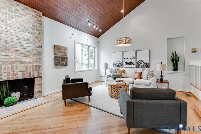 9306 S Mooreland Rd, Henrico, VA 23229