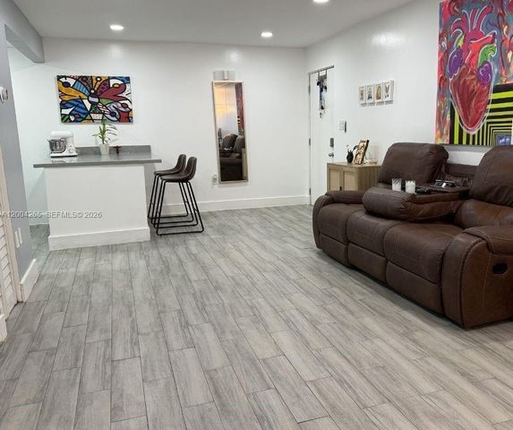 5767 Washington St F1, Hollywood, FL 33023