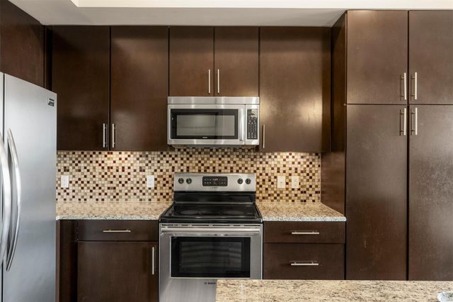 1320 Robert Browning ST 408, Austin, TX 78723