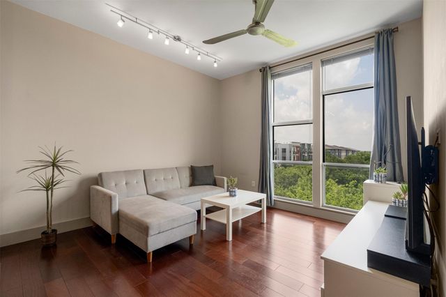 1320 Robert Browning ST 408, Austin, TX 78723