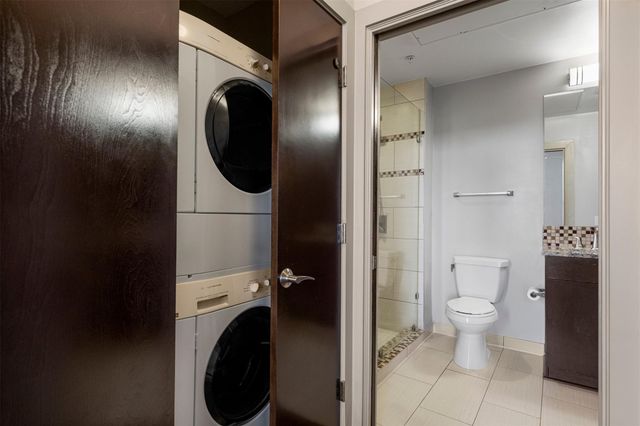 1320 Robert Browning ST 408, Austin, TX 78723