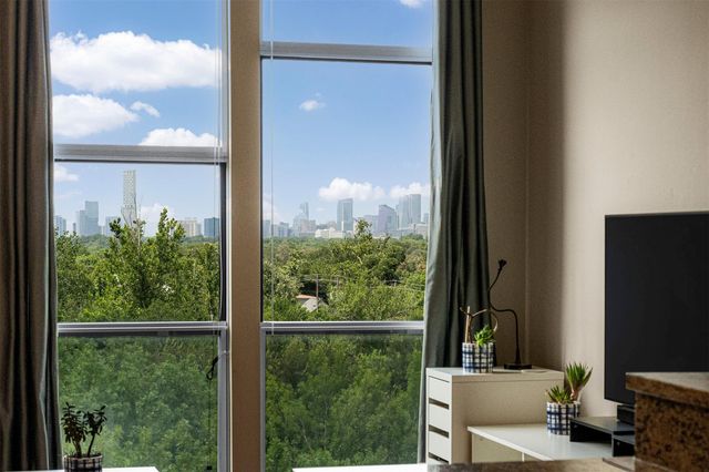 1320 Robert Browning ST 408, Austin, TX 78723