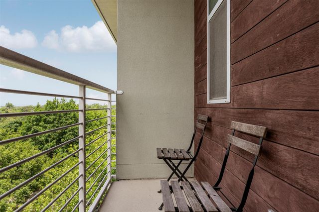 1320 Robert Browning ST 408, Austin, TX 78723