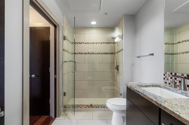 1320 Robert Browning ST 408, Austin, TX 78723