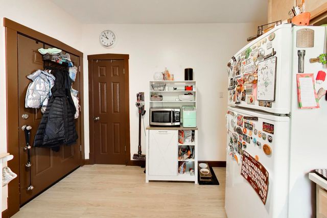 5333 W Foster Avenue, Chicago, IL 60630