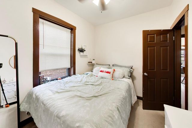 5333 W Foster Avenue, Chicago, IL 60630