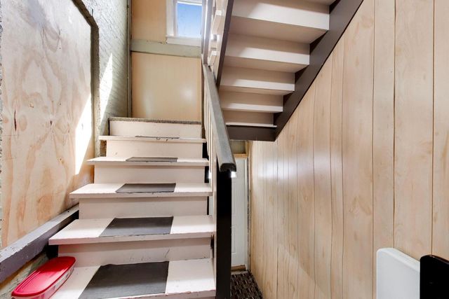 5333 W Foster Avenue, Chicago, IL 60630