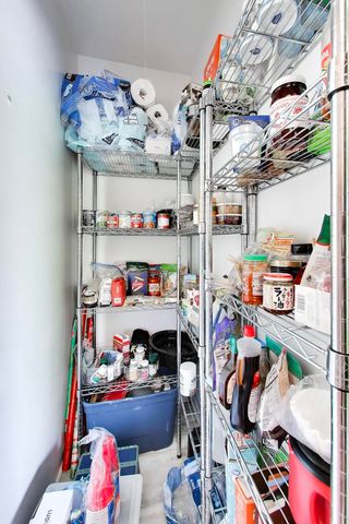 5333 W Foster Avenue, Chicago, IL 60630