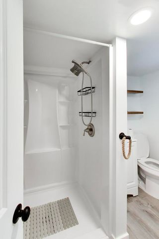 5333 W Foster Avenue, Chicago, IL 60630