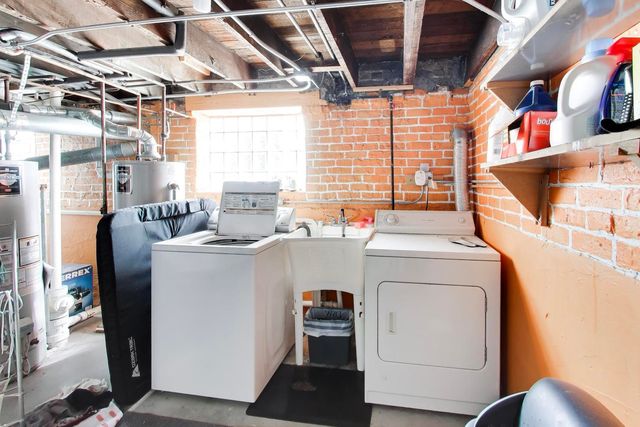 5333 W Foster Avenue, Chicago, IL 60630