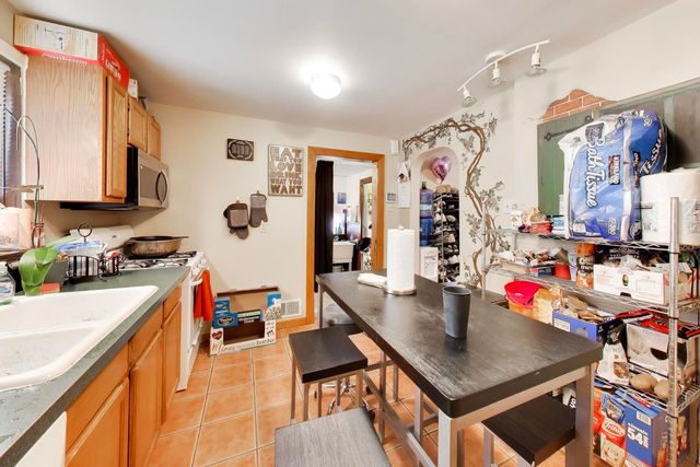 5333 W Foster Avenue, Chicago, IL 60630