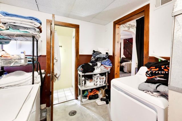 5333 W Foster Avenue, Chicago, IL 60630