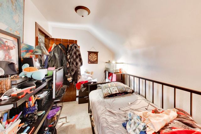 5333 W Foster Avenue, Chicago, IL 60630