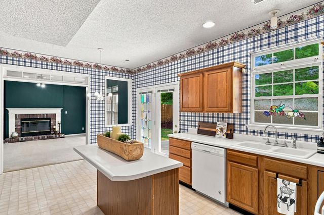 4912 MCKENNA CT, Columbia, MO 65203