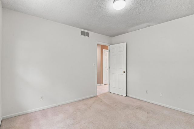 4912 MCKENNA CT, Columbia, MO 65203