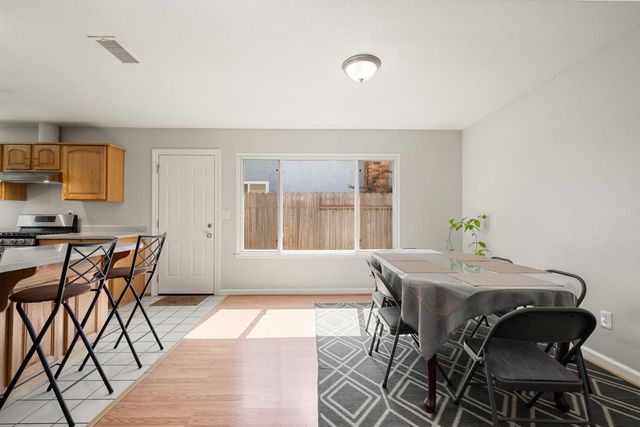 7318 Sunwood Way, Citrus Heights, CA 95621