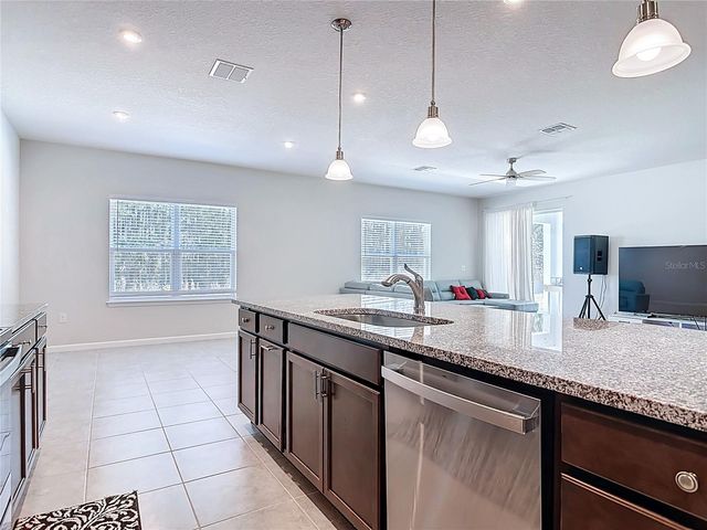 121 EAGLE HARBOR WAY WAY, Daytona Beach, FL 32124