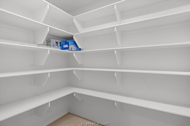 12 Ravens Nest, Bryan, TX 77808