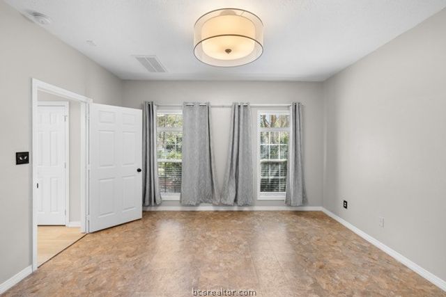 12 Ravens Nest, Bryan, TX 77808