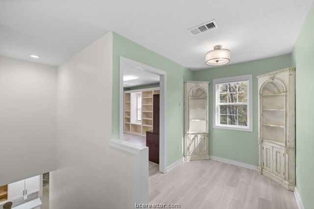 12 Ravens Nest, Bryan, TX 77808