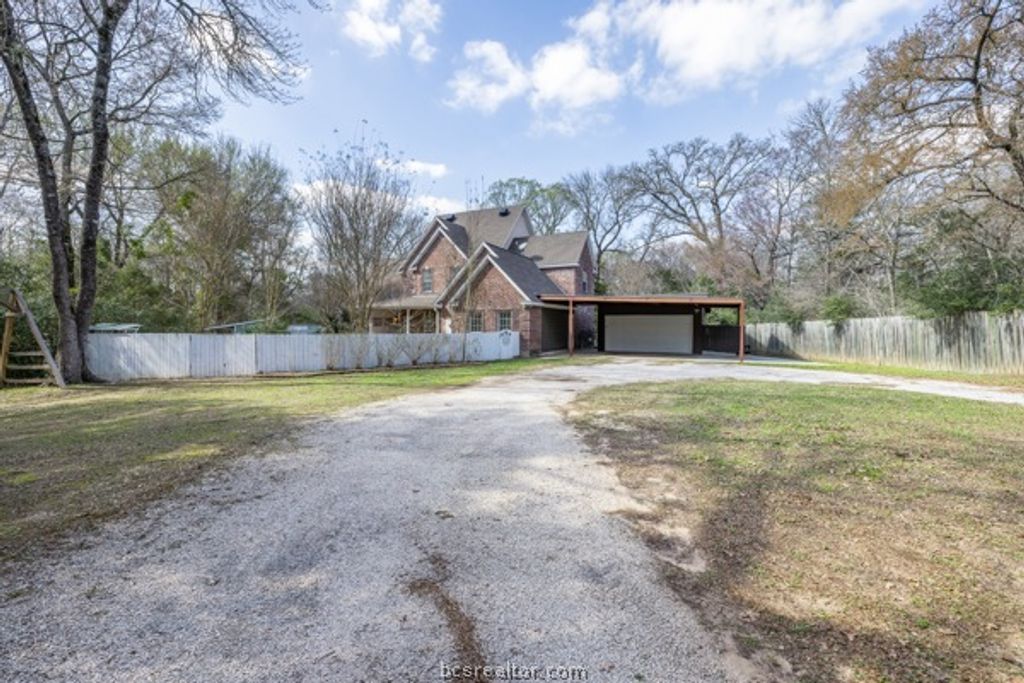 12 Ravens Nest, Bryan, TX 77808 — photo 2