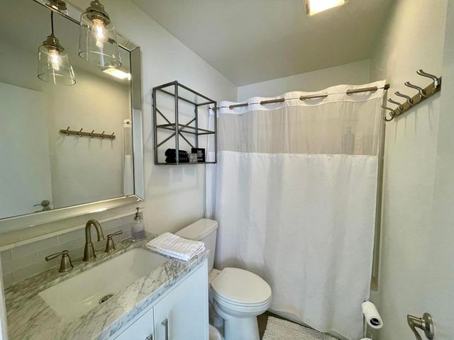 6611 Center Street, Joshua Tree, CA 92252