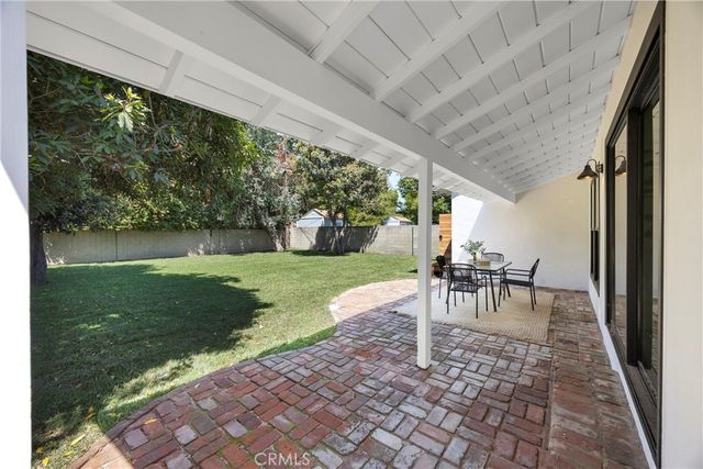 6053 Atoll Avenue, Valley Village, CA 91401