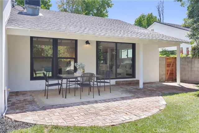 6053 Atoll Avenue, Valley Village, CA 91401