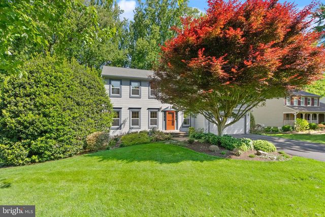 11582 SOUTHINGTON LN, Herndon, VA 20170