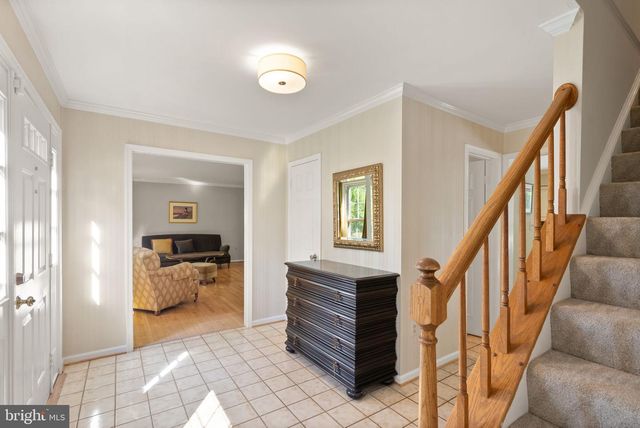 11582 SOUTHINGTON LN, Herndon, VA 20170