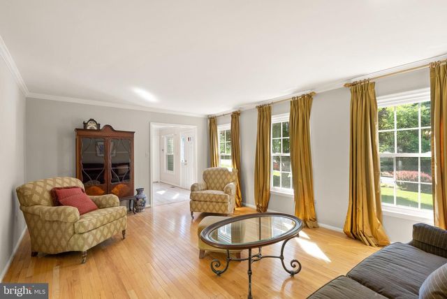 11582 SOUTHINGTON LN, Herndon, VA 20170