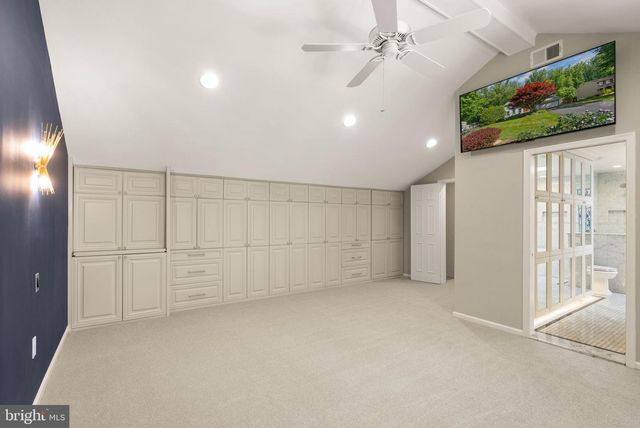 11582 SOUTHINGTON LN, Herndon, VA 20170