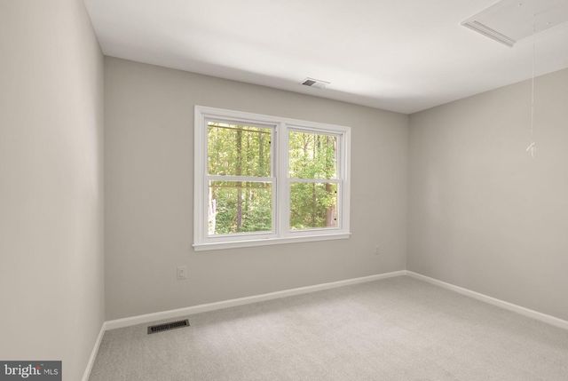 11582 SOUTHINGTON LN, Herndon, VA 20170