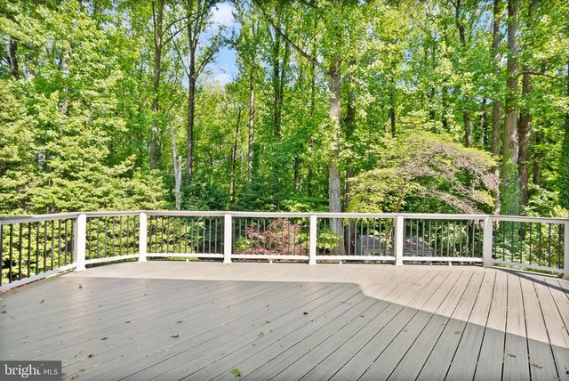 11582 SOUTHINGTON LN, Herndon, VA 20170