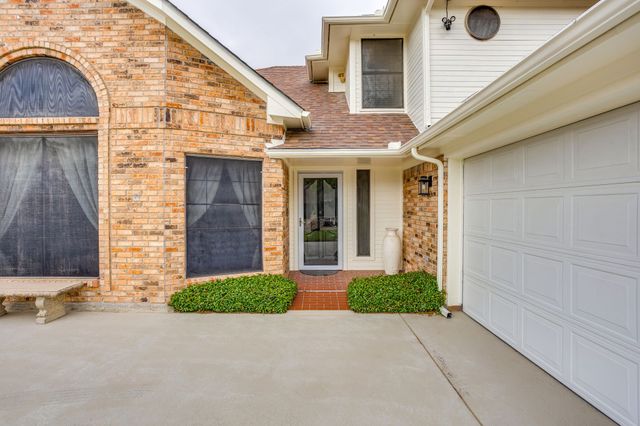 2317 Willow Oak Drive, Irving, TX 75060