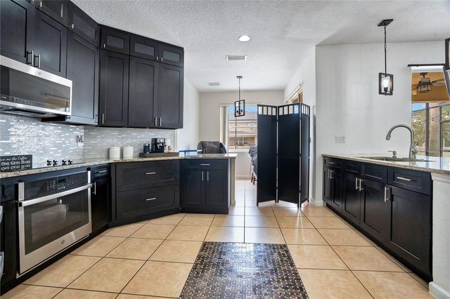 3571 MAPLE RIDGE LOOP, Kissimmee, FL 34741