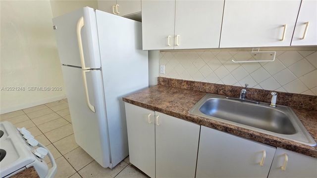 7629 Dickens Avenue 7, Miami Beach, FL 33141