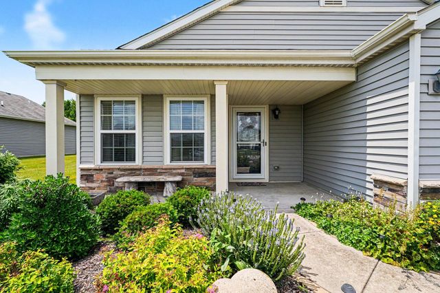 11742 Carolina Street, Crown Point, IN 46307