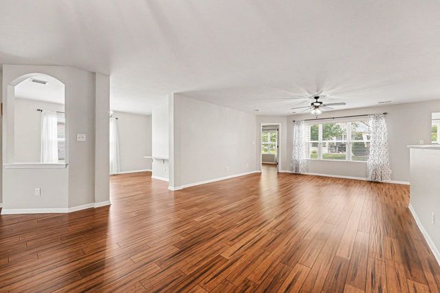 11742 Carolina Street, Crown Point, IN 46307
