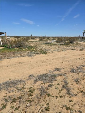 200 Avenue M-4, Lancaster, CA 93535
